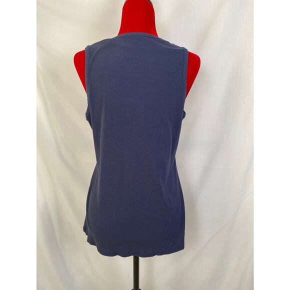 Woman’s 2XL navy tank shirt w gold snaps - a cotton spandex blend - Picture 8 of 9